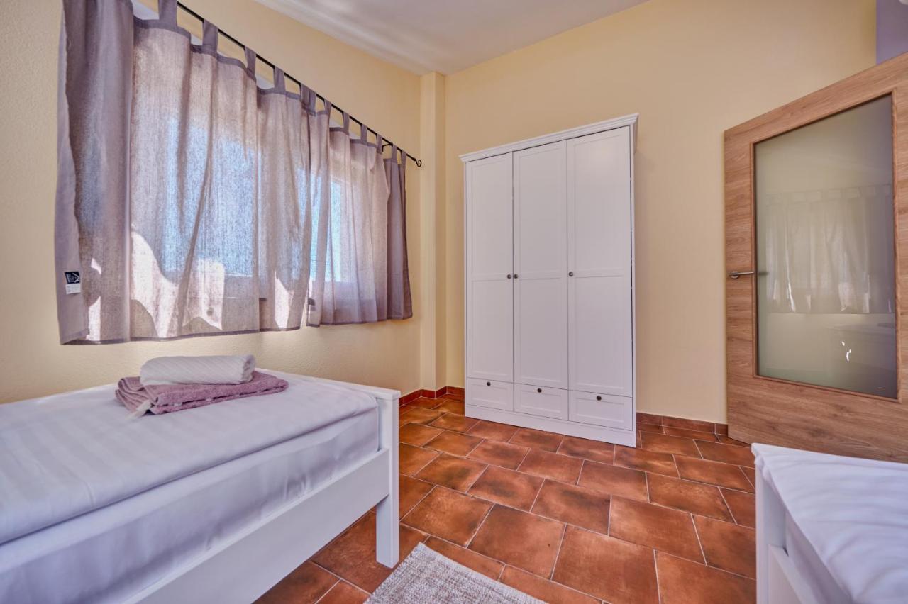 Anovi Holiday Homes By Litto Trogir Extérieur photo