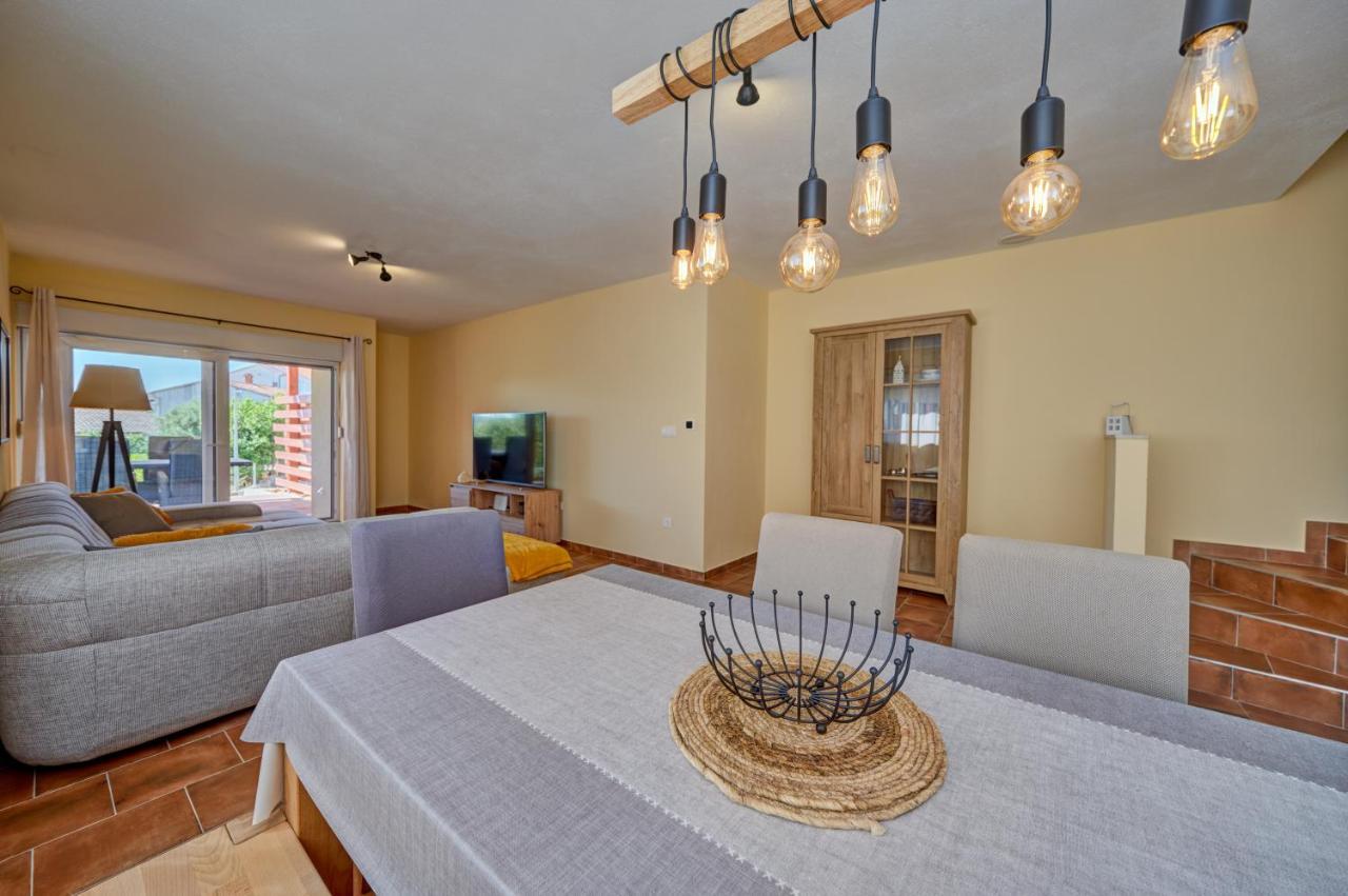 Anovi Holiday Homes By Litto Trogir Extérieur photo