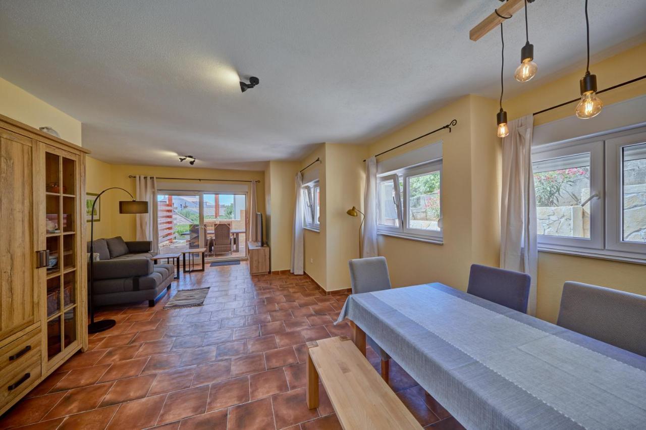 Anovi Holiday Homes By Litto Trogir Extérieur photo